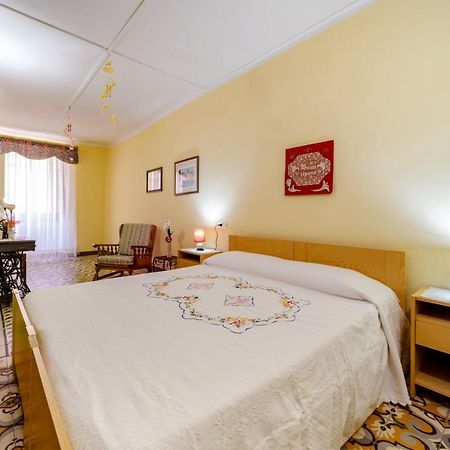 Rosa Lentorada Apartment Bosa Bagian luar foto